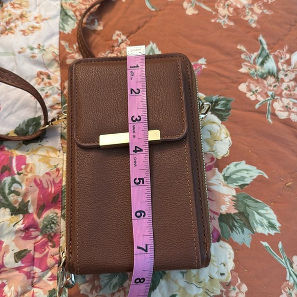Cute brown Boho crossbody purse faux leather phone holder bag - Picture 9 of 11
